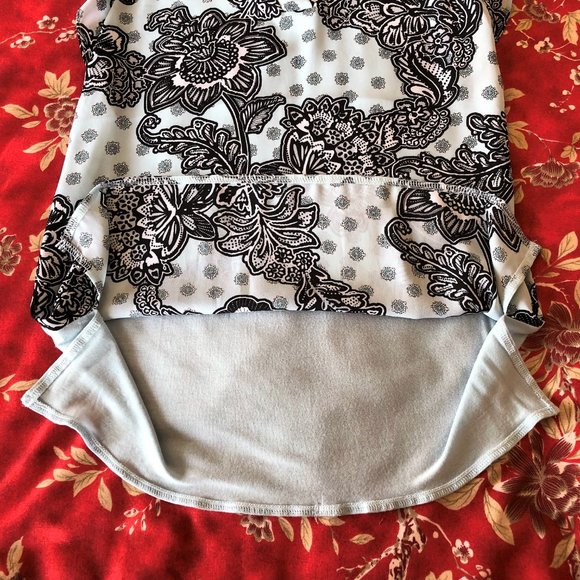 Floral & Paisley Print V-Neck Ruffle Sleeve Top XS - Picture 10 of 16